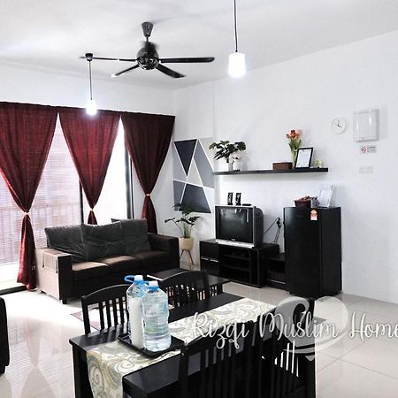 Rizqi Muslim Homestay Meru Casa Kayangan Ипох Екстериор снимка