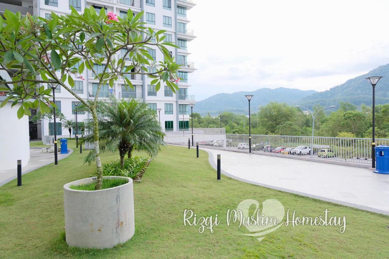 Rizqi Muslim Homestay Meru Casa Kayangan Ипох Екстериор снимка